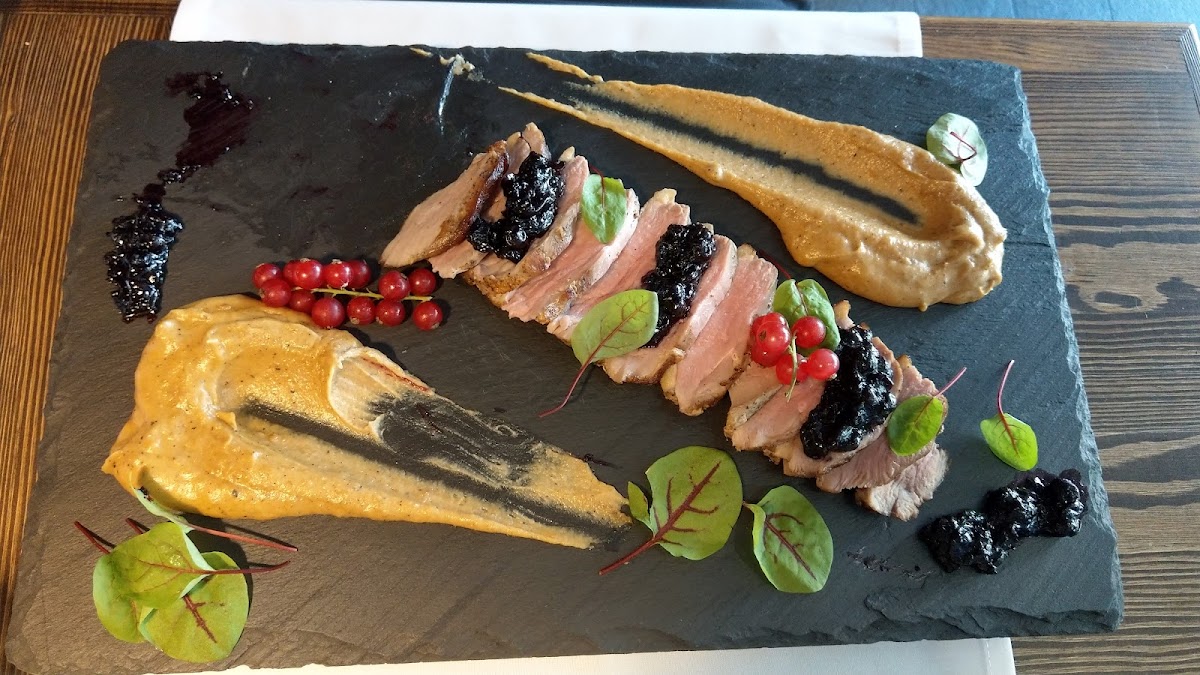 Mon Ami By Saint Jacques-10